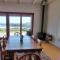 Hilltop Heaven, Walk to beach, Pool, Ocean & River views - 普林格尔贝伊
