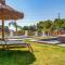 Gorgeous Home In Mezquitilla With Wifi - Mezquitilla