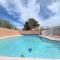 Luxe 4BR 2BTH l Pool & Grill l Central Location l Mountain View l Family Vacation l RV Site - Sierra Vista