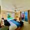 Surf Club House, Pet Friendly, Sunshine Coast, Holiday House, Marcoola - Marcoola