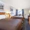 Econo Lodge Edmonds North Seattle