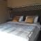 African Silhouette Guesthouse - Benoni