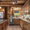Luxury Log 7bed/6.5bath Cabin: Theater, Game Room, 7 Acres!