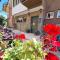 Lukanov Apartments & Guest Rooms - Ochryda