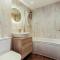 25 Coedrath Park - Sea Views from Balcony, Short Walk to Beach, Parking
