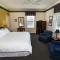 Oakmont Inn