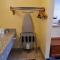Oakridge Inn & Suites