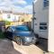 Cheltenham-Spacious 2 Bedroom Home-Sleeps 6-Parking-Garden-Wifi