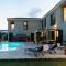 Villa Marta Luxury House with Heated Pool
