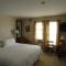 The Bond 1786 Inn