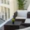 Mareluna Crescent - Luxury Seafront Experience