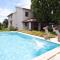 Villa Altra