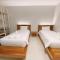 Greenish Hotel