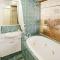 Sixteen at Cape View Escapes