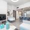 Luton Vacation Homes - Modern & Lake view 1BR , MBL Residence, Jumeirah Lake Towers