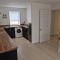 Waterfront Retreat - Modern Apartment - Burnham on Crouch