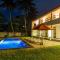 360 Surf Weligama Bay