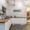 A Whale's Tale Beach House - Amanzimtoti