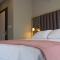Lopera Deluxe Hotel