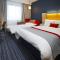 Holiday Inn Express London - Epsom Downs by IHG - Epsom