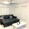 Modern 4BR close to the Airport- Whole house