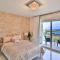 Skyline Luxury 5 Star Condo