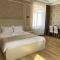 Hotel Sharl