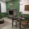 HIJAU Geniehome 2BR1studio Free 99mbps WIFI and Carpark at Utropolis Shah Alam - 莎阿南