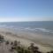 Apto frente ao mar