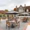 The Caledonian Island Hotel