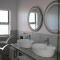 Albatross Guesthouse