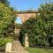 Woodvilla Lodge