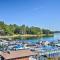 Lake Keowee Condo with Balcony and Community Perks