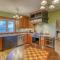Pacific City Beach House - Meredith Lodging