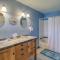 Pacific City Beach House - Meredith Lodging