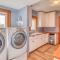 Pacific City Beach House - Meredith Lodging