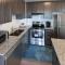 Luxurious Condo Apartment 1BR-1BA-1Office free parking