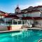 Best Western Plus Suites Hotel Coronado Island