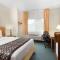 Baymont by Wyndham Waterloo
