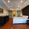 Spacious apartment with Ocean view in Panwa