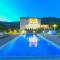 Mira Holiday Home