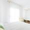 Home2Book Charming Center Apt Santa Cruz