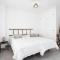 Home2Book Charming Center Apt Santa Cruz