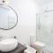 Home2Book Charming Center Apt Santa Cruz