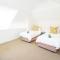 Seven River Club Mews