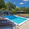 Lovely Home In Glavani With Swimming Pool - Kostrena