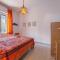 2 Bedroom Cozy Apartment In Tirrenia -pi-