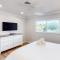 Beach Villa 1B - هولمز بيتش