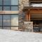 Edgemont 2305 - Luxury Ski-in Ski-out Condo