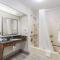 Quality Inn Gallatin-Nashville Metro